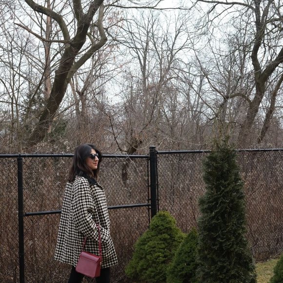 Marks & Spencer Black and White Coat (Medium) - Picture 3 of 9